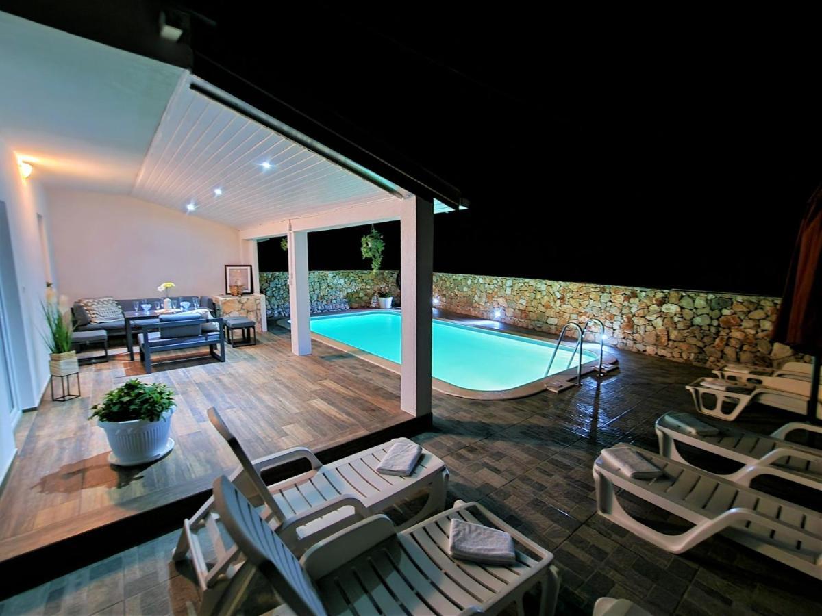 Anas Lagoon Holiday House With Pool At Azure Beach Drvenik Mali Eksteriør billede