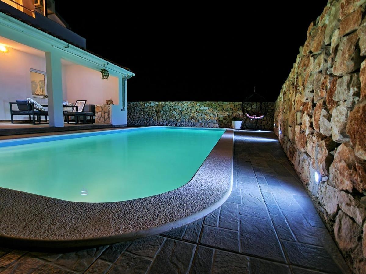 Anas Lagoon Holiday House With Pool At Azure Beach Drvenik Mali Eksteriør billede
